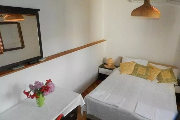 Villa Hortenzia -  One-Bedroom Apartment with Terrace-2-Schlafzimmer