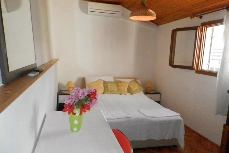 Villa Hortenzia -  One-Bedroom Apartment with Terrace-2-Schlafzimmer