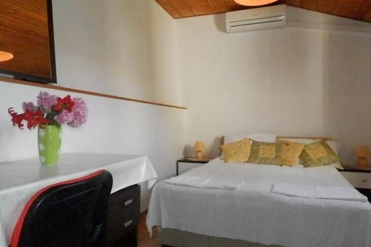 Villa Hortenzia -  One-Bedroom Apartment with Terrace-2-Schlafzimmer