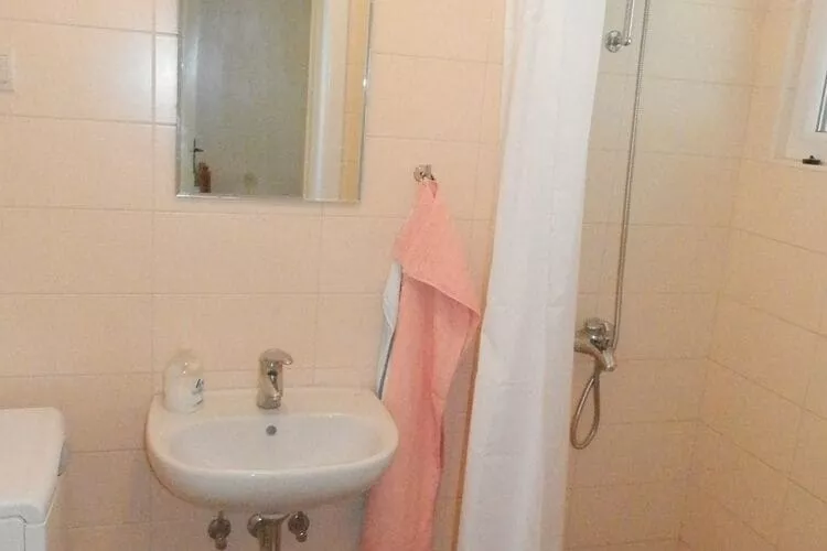 Villa Hortenzia -  One-Bedroom Apartment with Terrace-2-Badezimmer