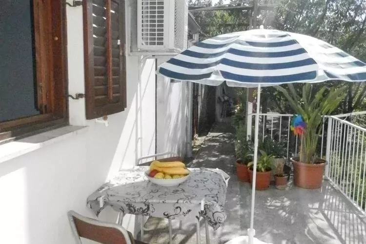 Villa Hortenzia -  One-Bedroom Apartment with Terrace-2-Terrasse