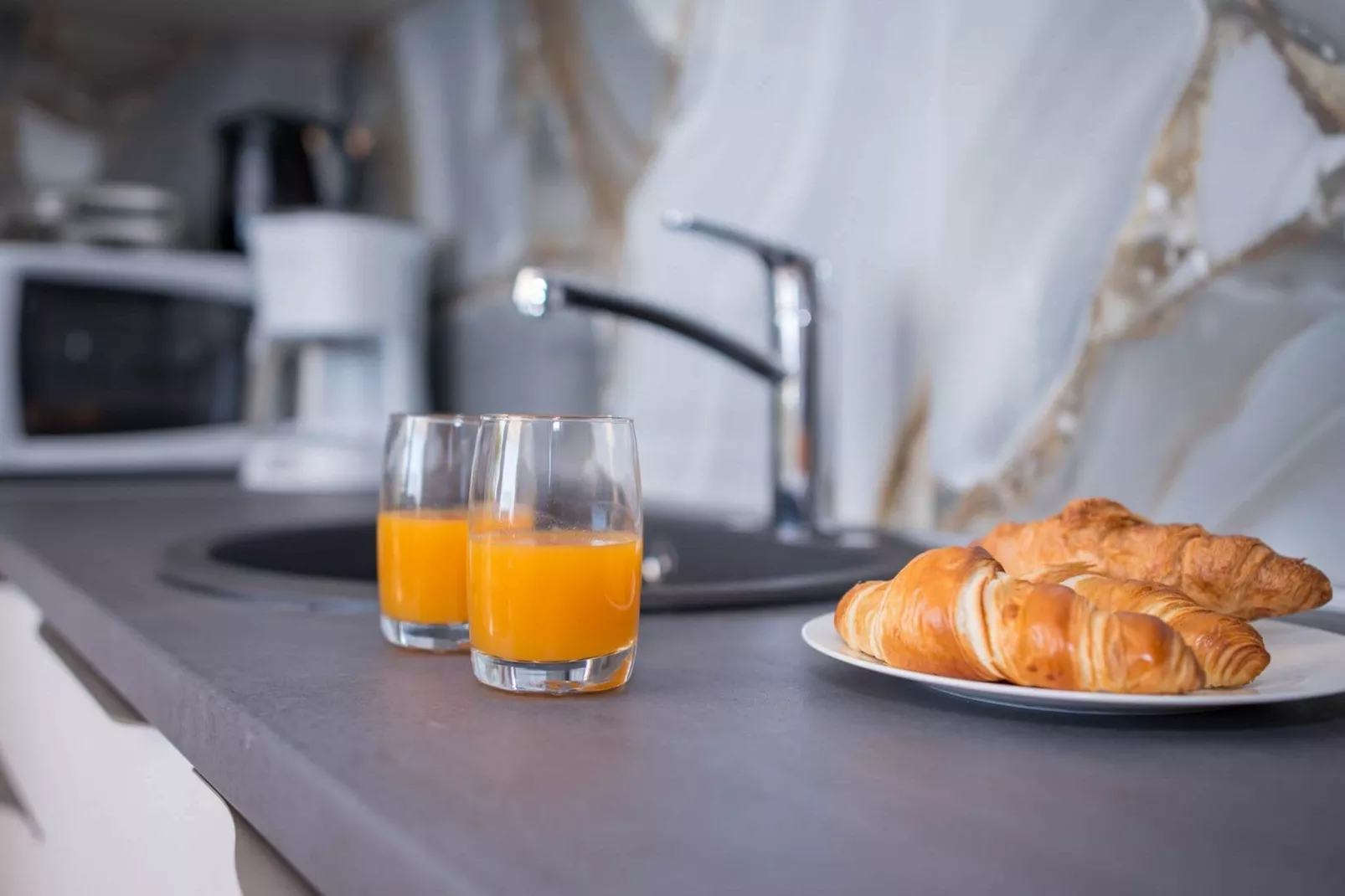 Apartment Faros - Two-Bedroom Apartment with Terrace and Sea View-Kitchen