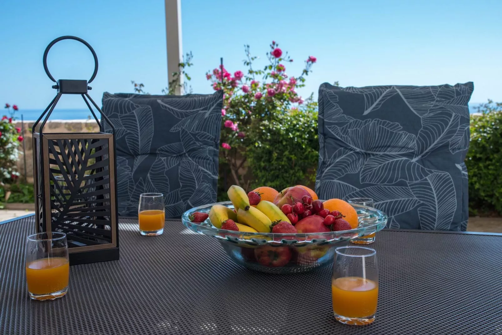 Apartment Faros - Two-Bedroom Apartment with Terrace and Sea View-Terrace