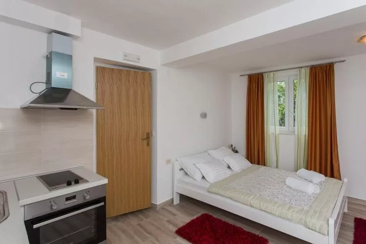 Apartments Anka- Studio Apartment with Balcony-Bedroom