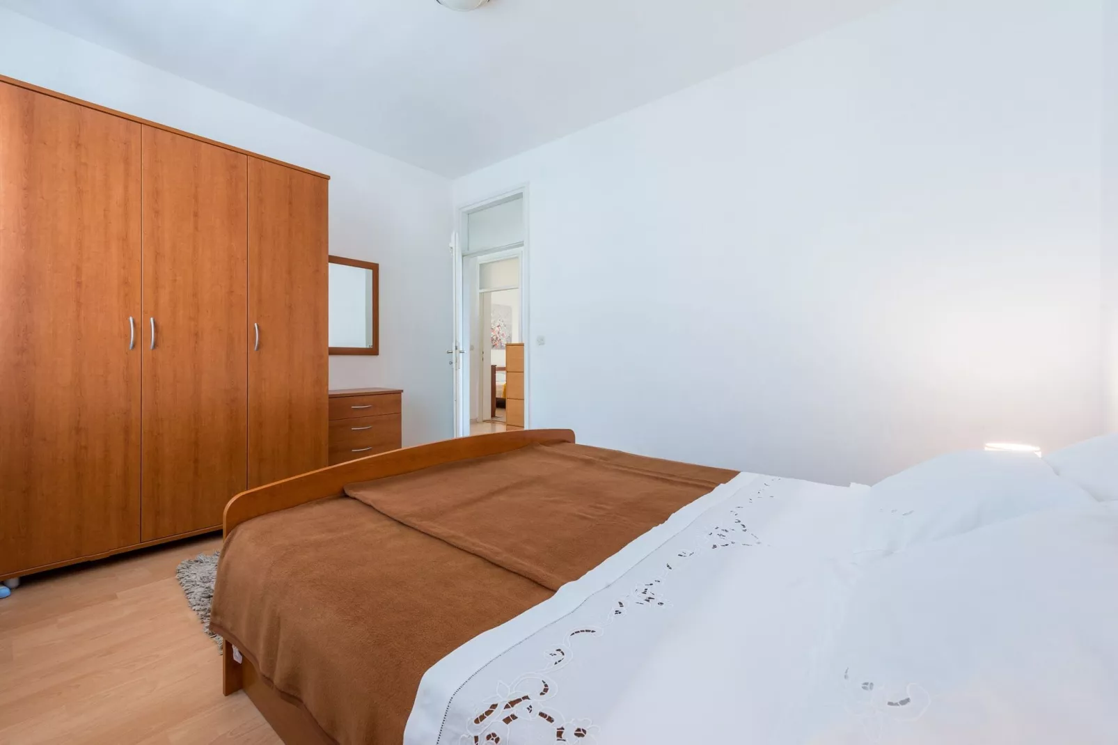 Apartment Lena - Three-Bedroom Apartment with Balcony and Sea View-Schlafzimmer