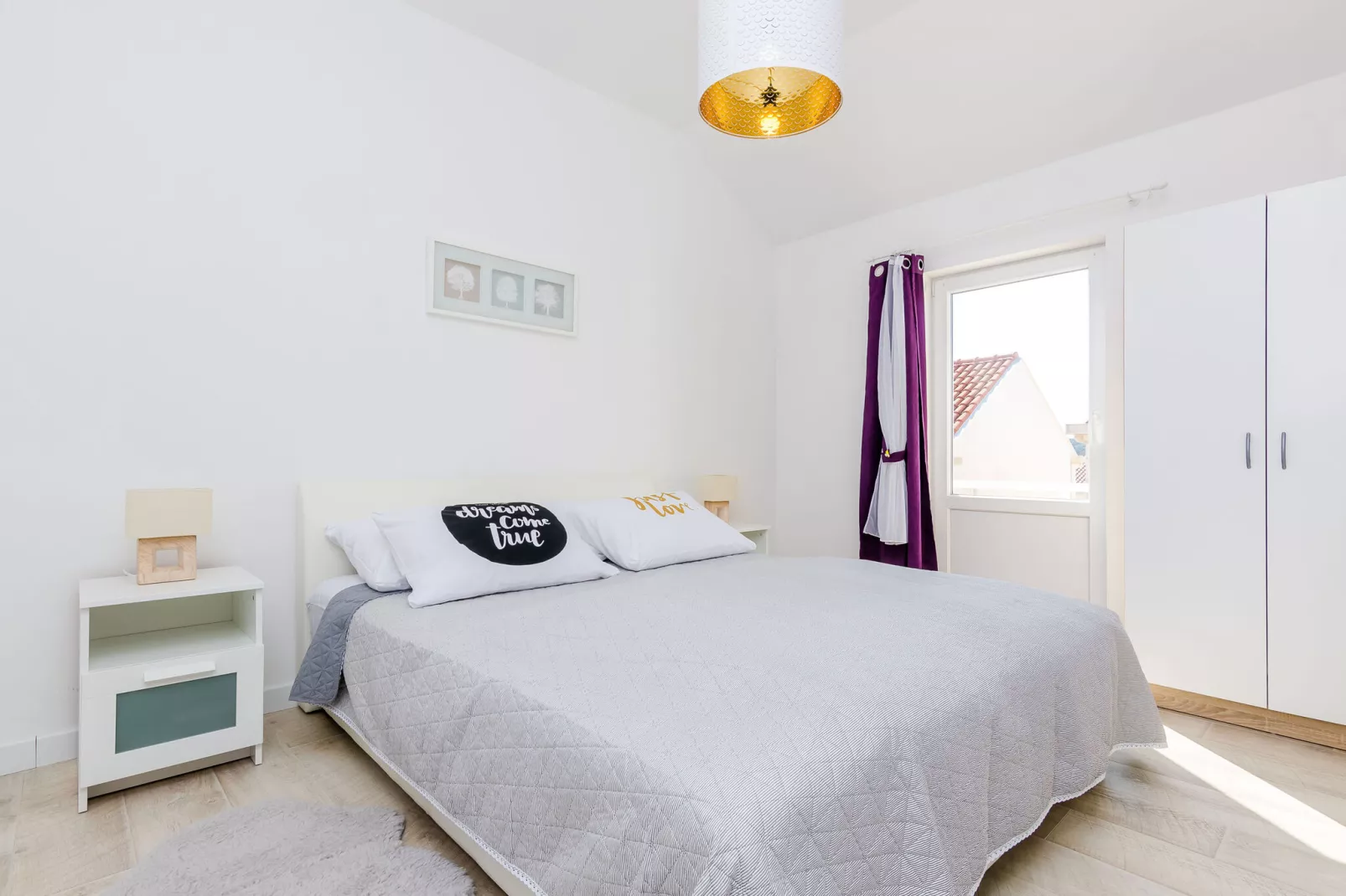 Apartment Sea Shell - Triplex Three-Bedroom Apartment with Terrace-Bedroom