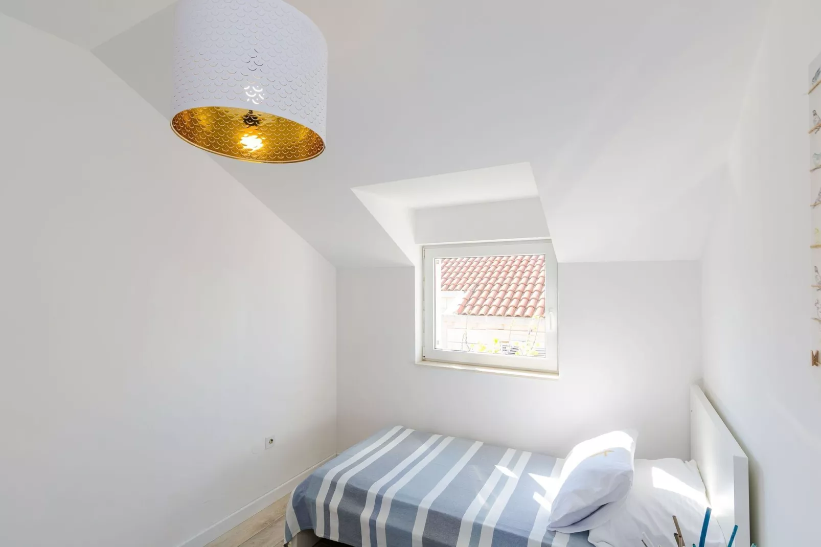 Apartment Sea Shell - Triplex Three-Bedroom Apartment with Terrace-Bedroom