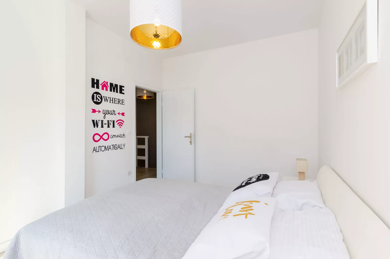 Apartment Sea Shell - Triplex Three-Bedroom Apartment with Terrace-Bedroom