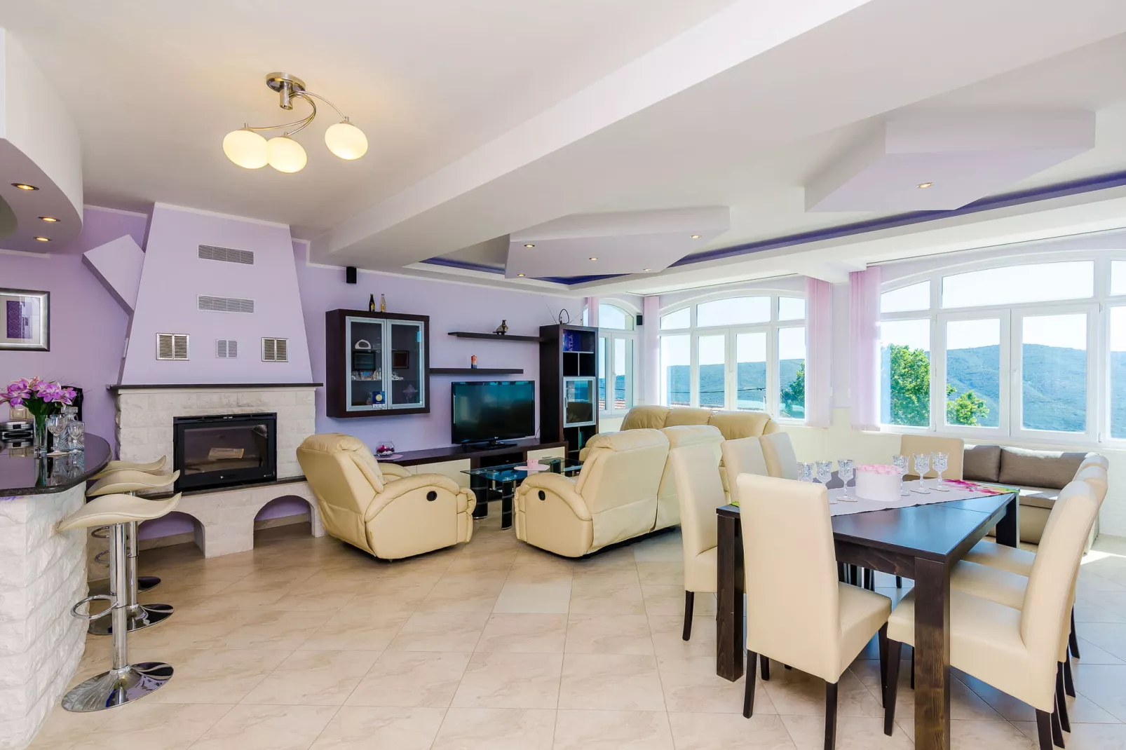Villa Mateo - Three Bedroom Apartment with Terrace and Private Pool-Dining room