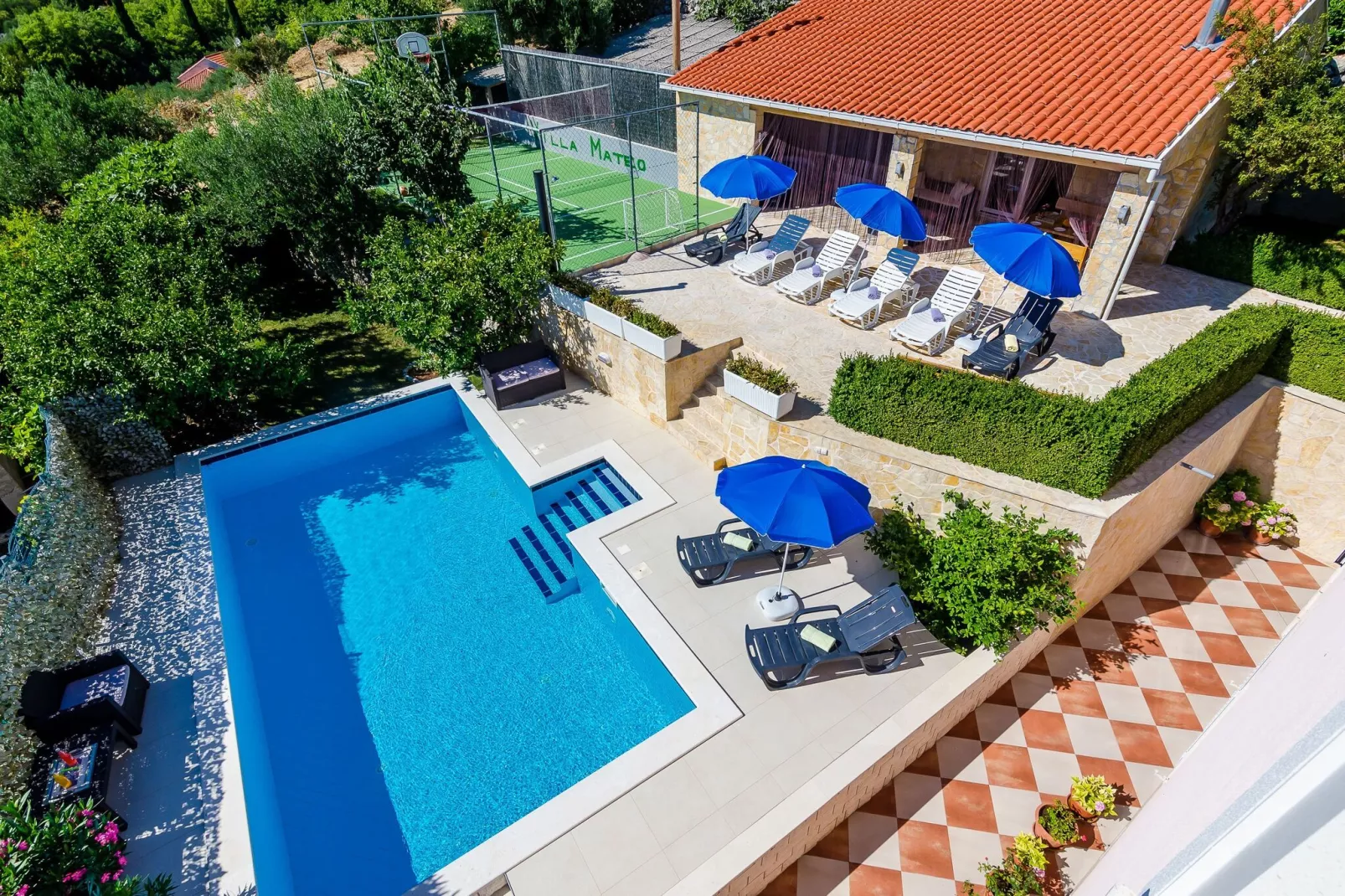 Villa Mateo - Three Bedroom Apartment with Terrace and Private Pool-Outdoor