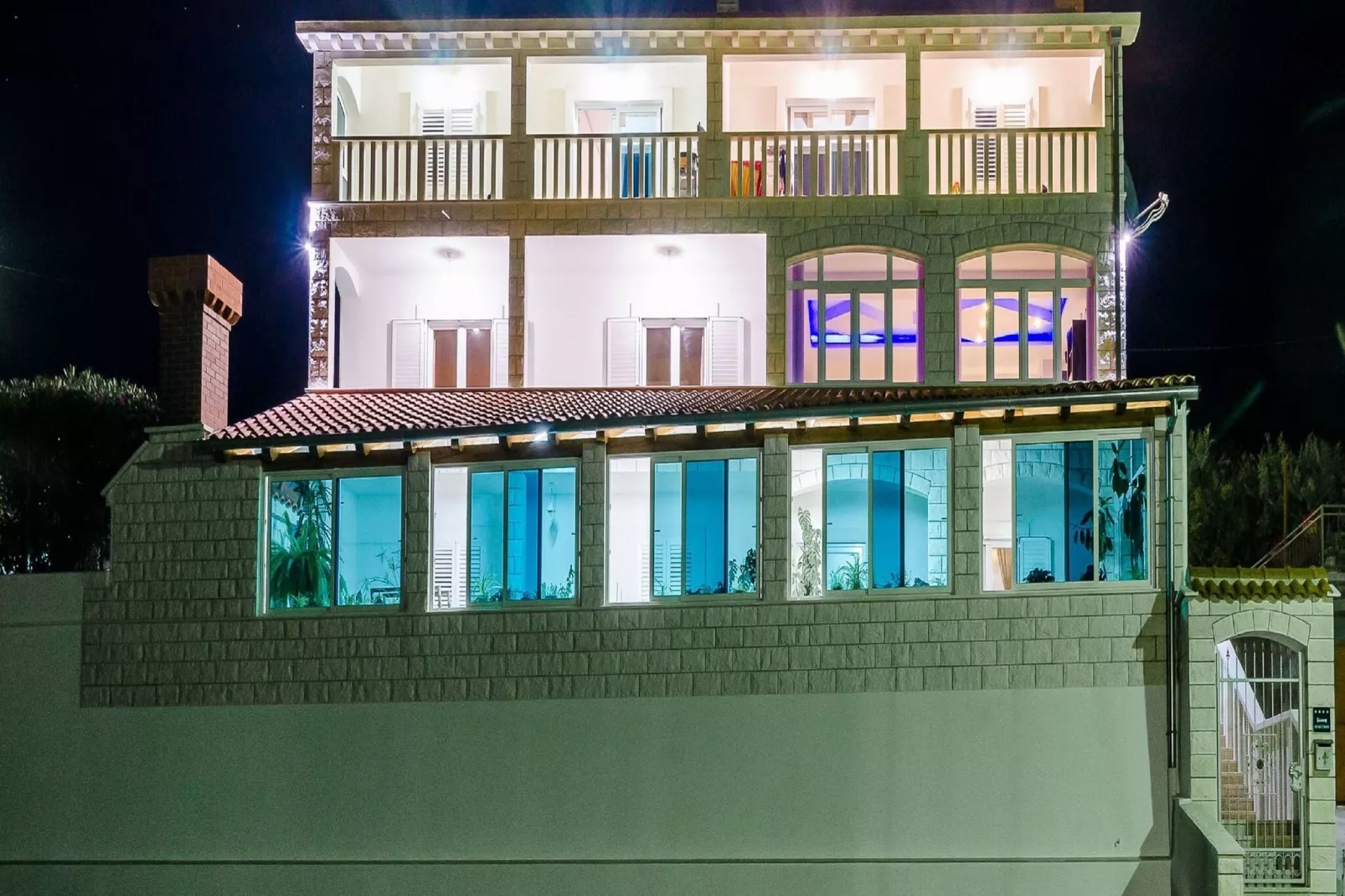 Villa Mateo - Three Bedroom Apartment with Terrace and Private Pool-Outdoor