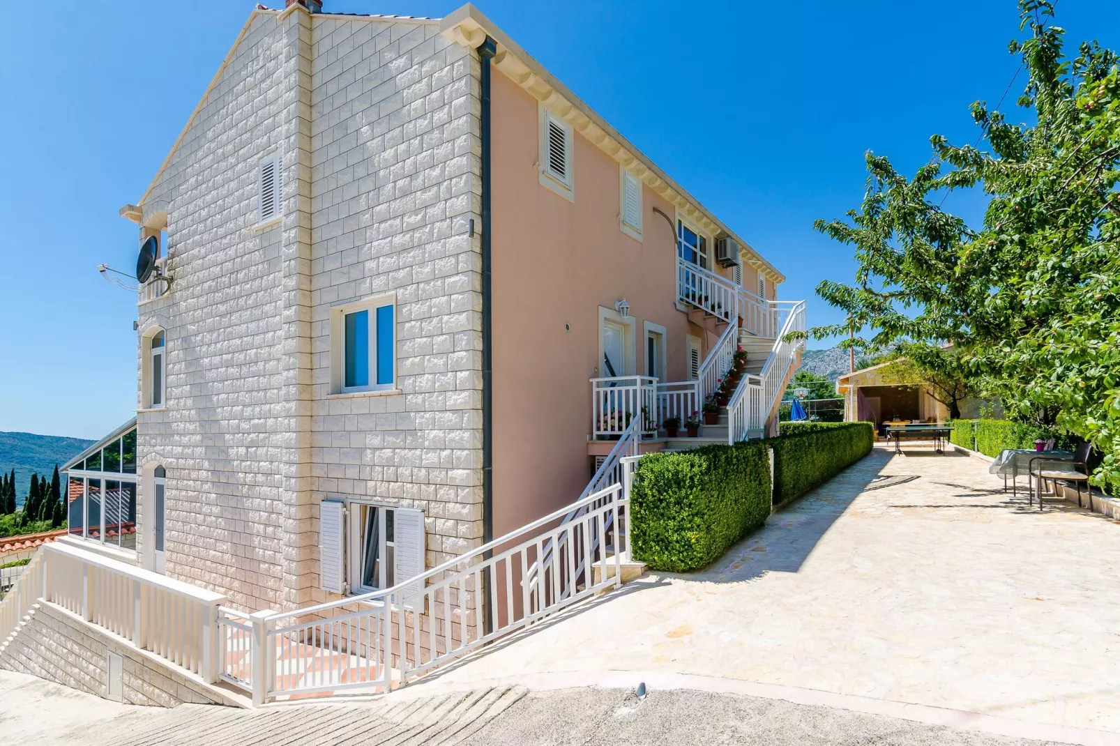Villa Mateo - Three Bedroom Apartment with Terrace and Private Pool-Outdoor