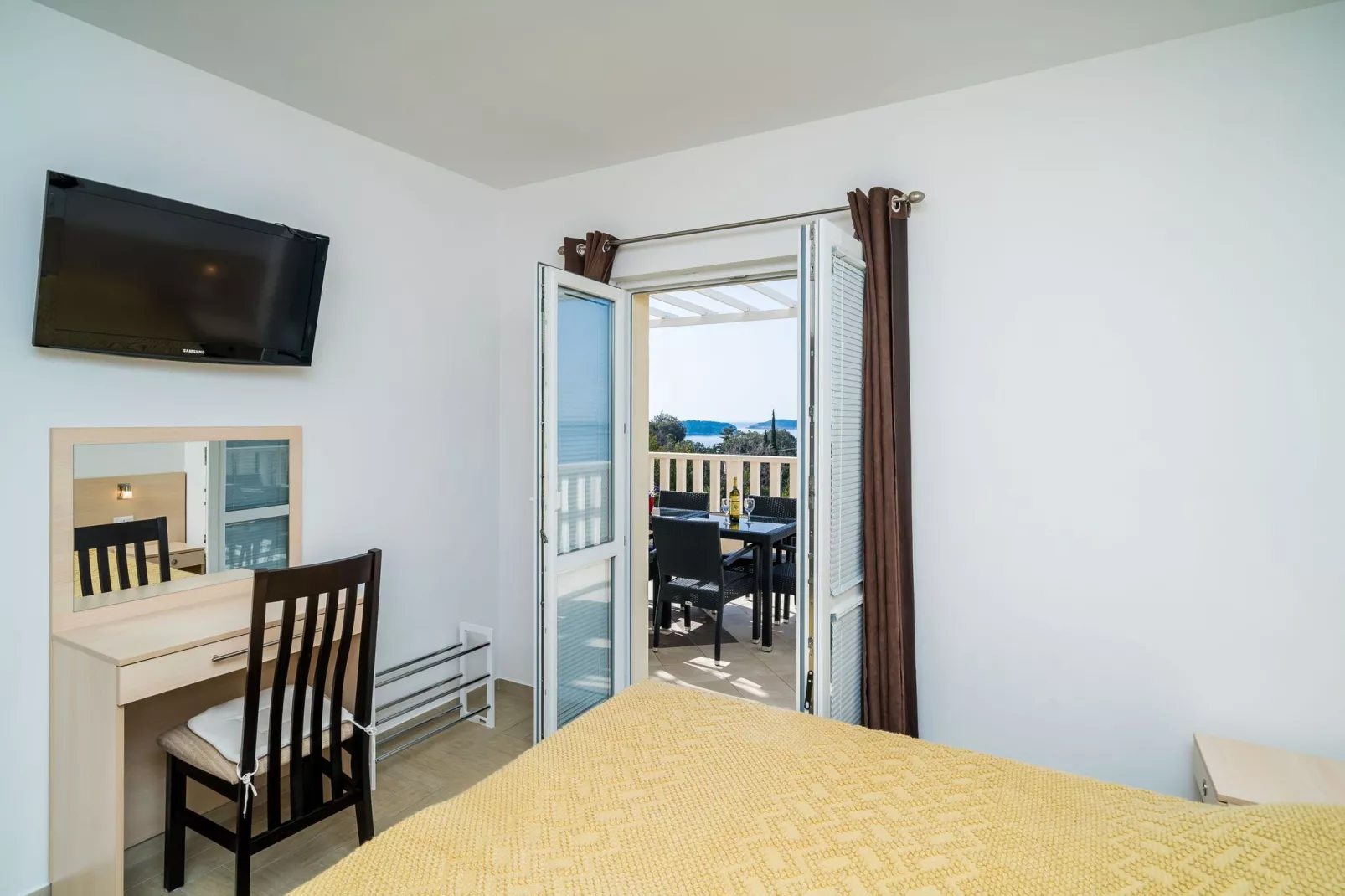 Villa Samba - Two-Bedroom Apartment with Terrace and Sea View - A4+1-Bedroom