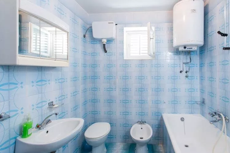 Guest House Raguz - Double Room - 2-Bathroom