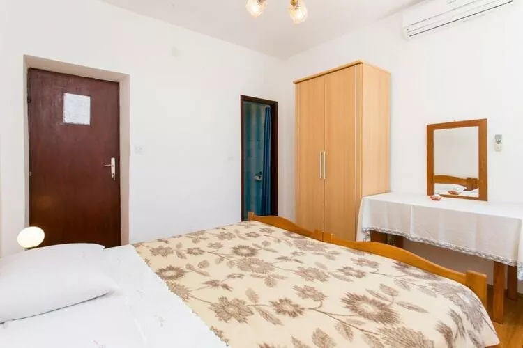 Guest House Simunovic - Double Room No2-Indoor
