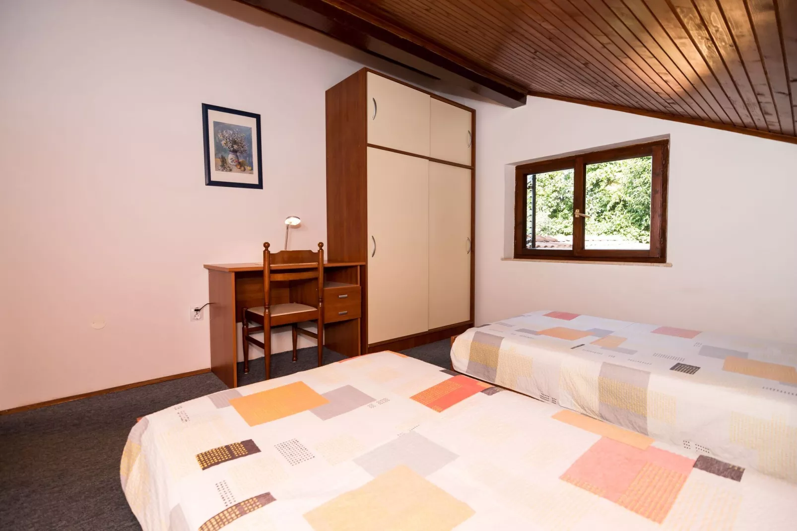 Apartment Srđ - Two-Bedroom Apartment with Balcony and Sea View-Schlafzimmer