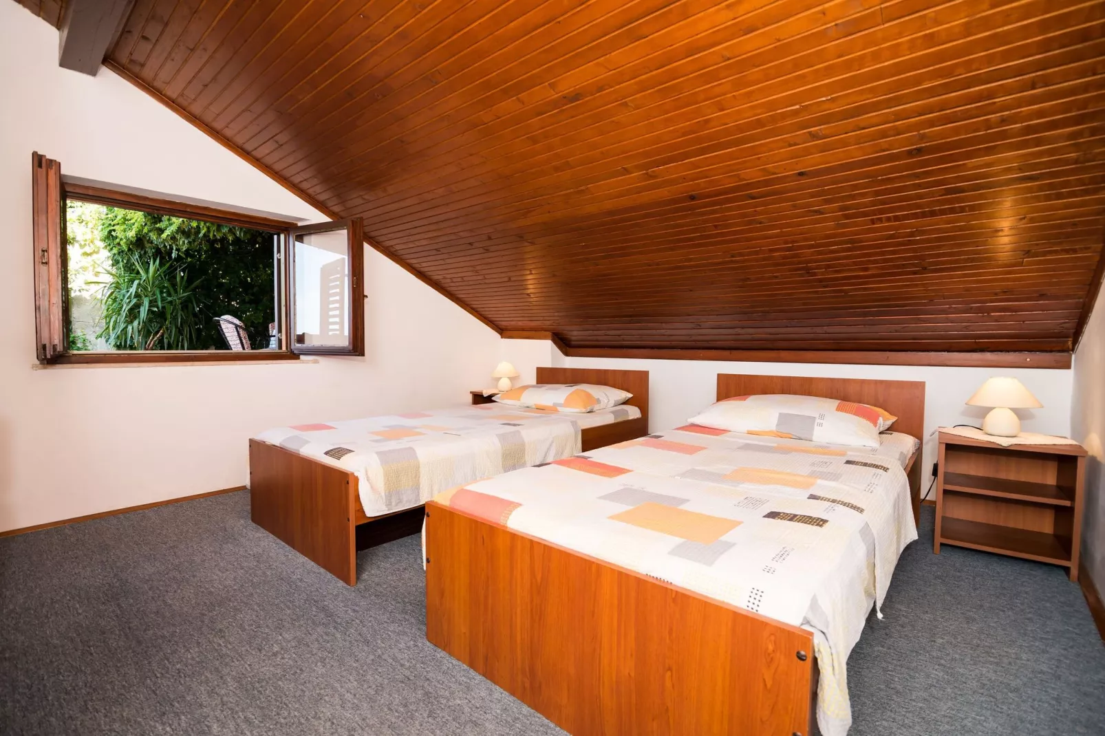Apartment Srđ - Two-Bedroom Apartment with Balcony and Sea View-Schlafzimmer