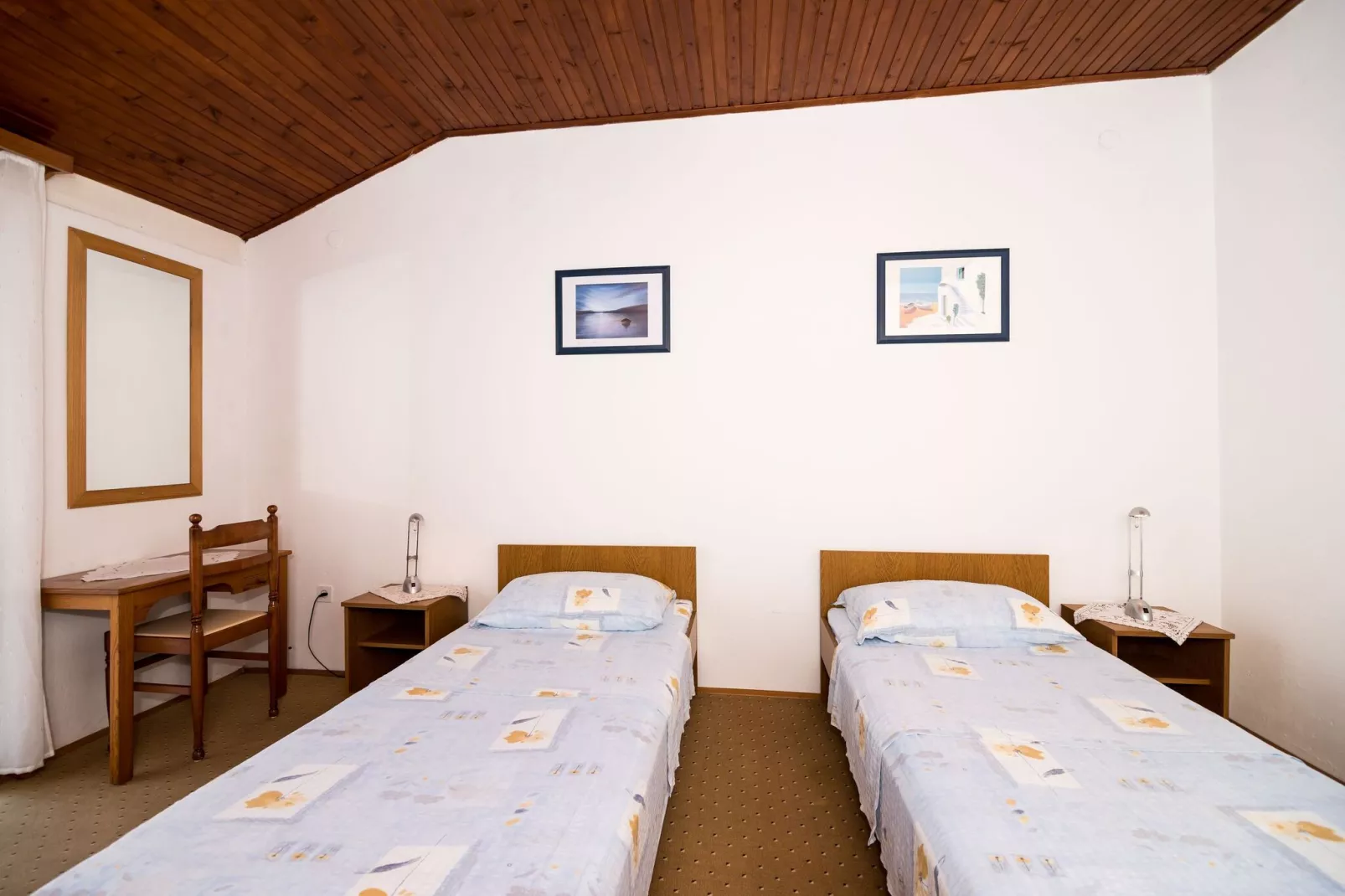 Apartment Srđ - Two-Bedroom Apartment with Balcony and Sea View-Schlafzimmer