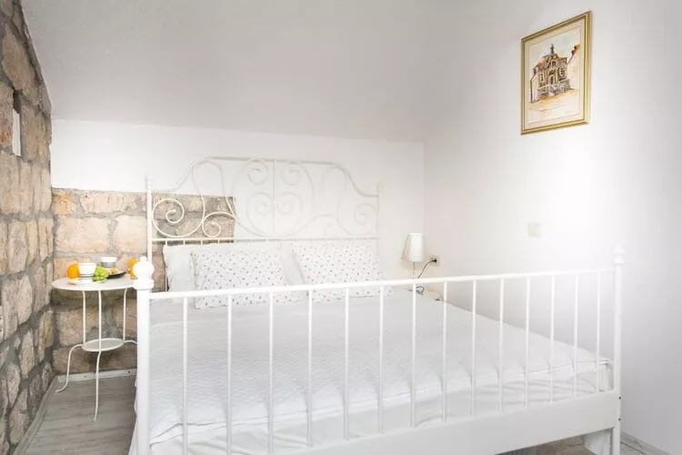 Apartment Heart of Dubrovnik - One-Bedroom Apartment with Terrace-Bedroom