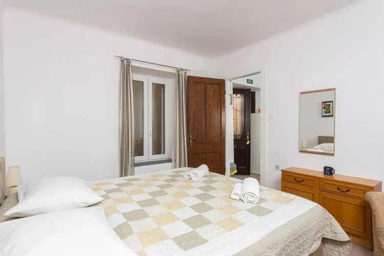 Apartment Family Tokić - One Bedroom Apartment with Terrace-Bedroom