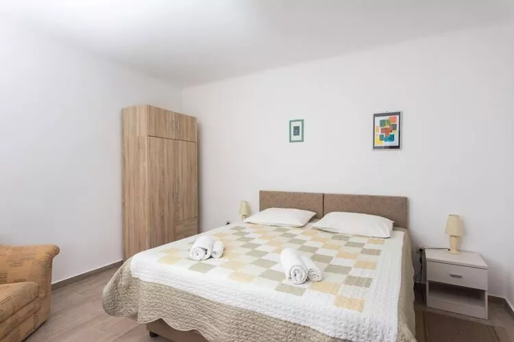 Apartment Family Tokić - One Bedroom Apartment with Terrace-Bedroom