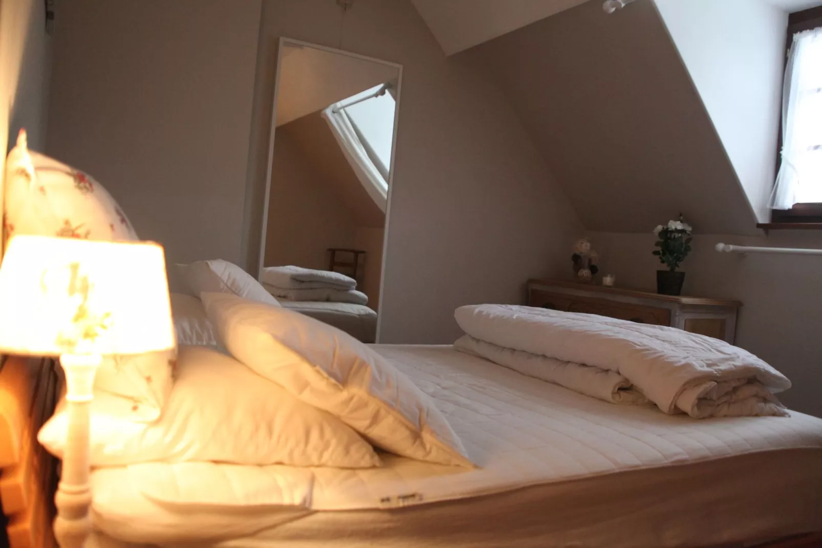 Domaine du Pichoux-Bedroom