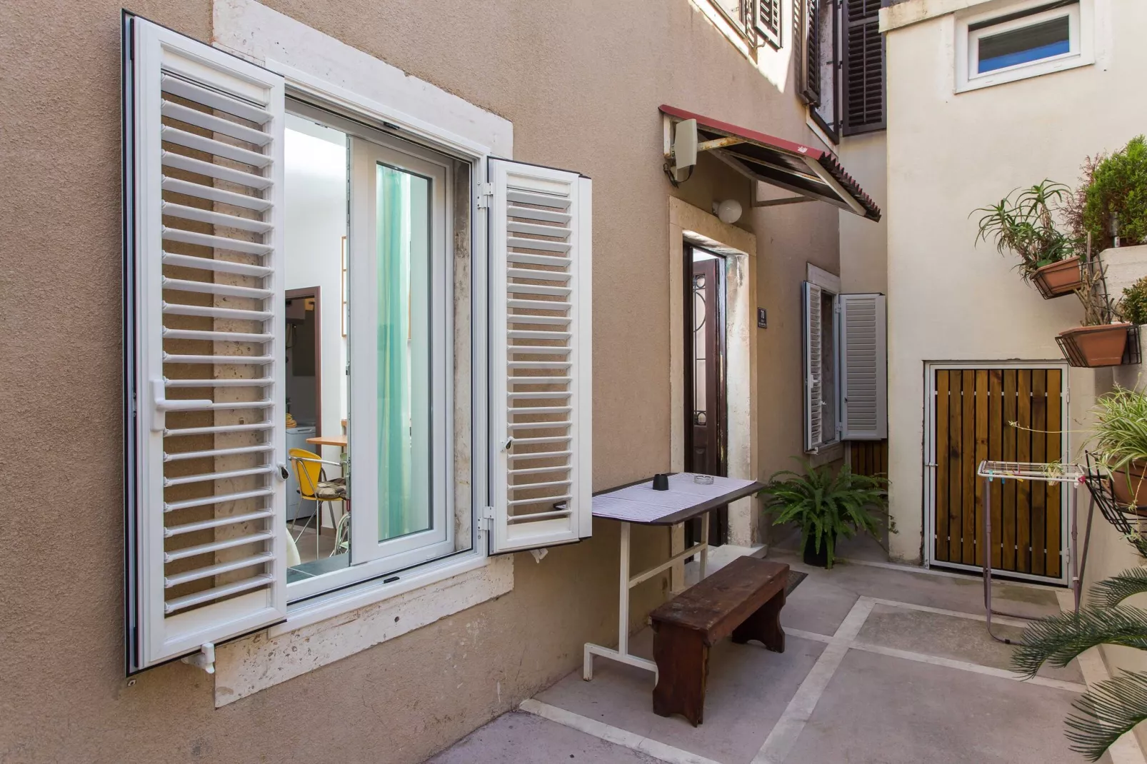Apartment Family Tokić - One Bedroom Apartment with Terrace-Outdoor