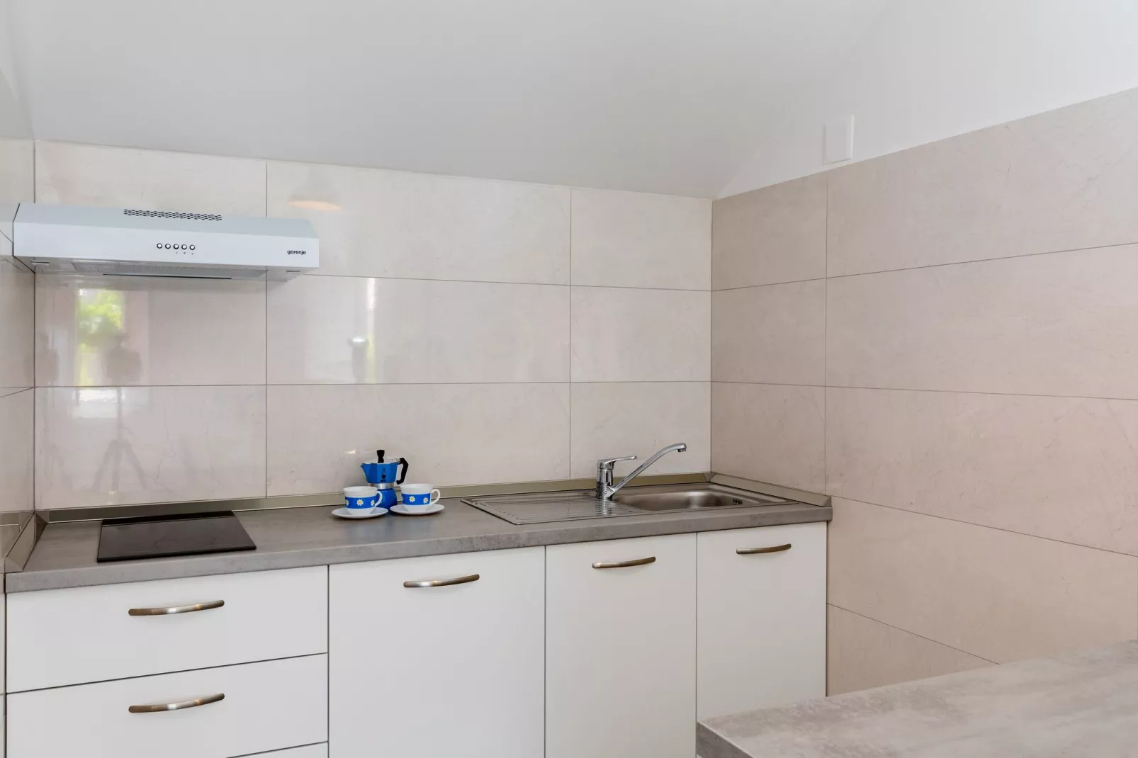 Apartments Katarina - Two-Bedroom Apartment (4 Adults) - Između Ribnjaka Street no.1 - #2-Cuisine