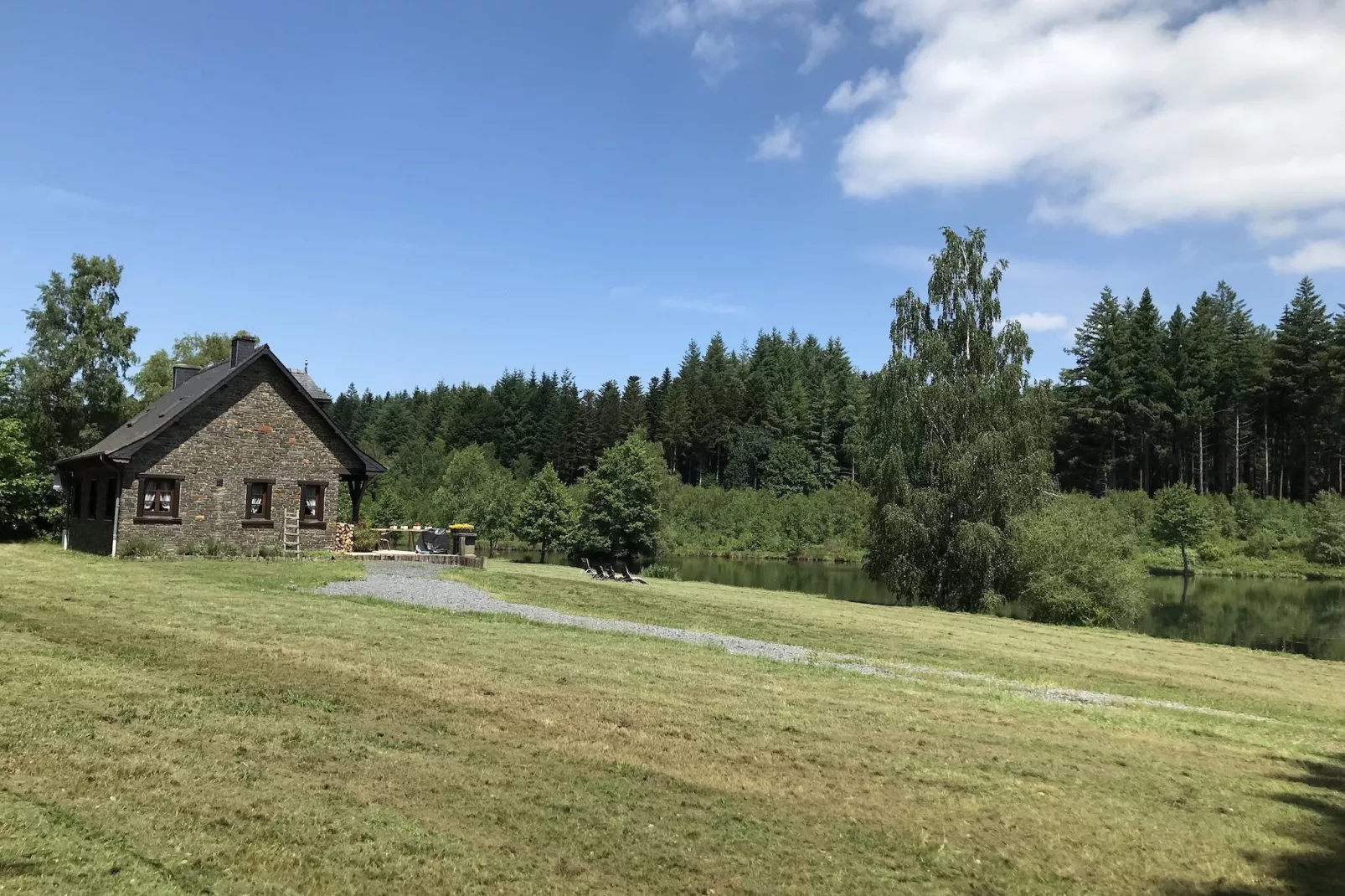 Domaine du Pichoux-Gardens summer