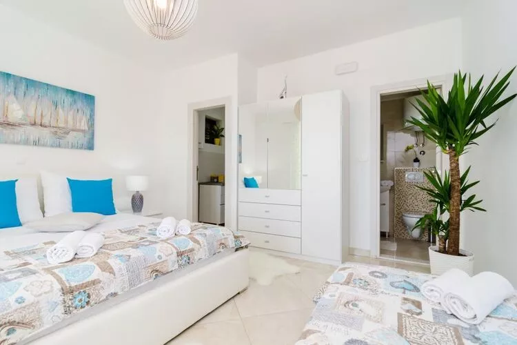 Apartments A&M - Studio with Terrace and Sea View (A3)-Living room
