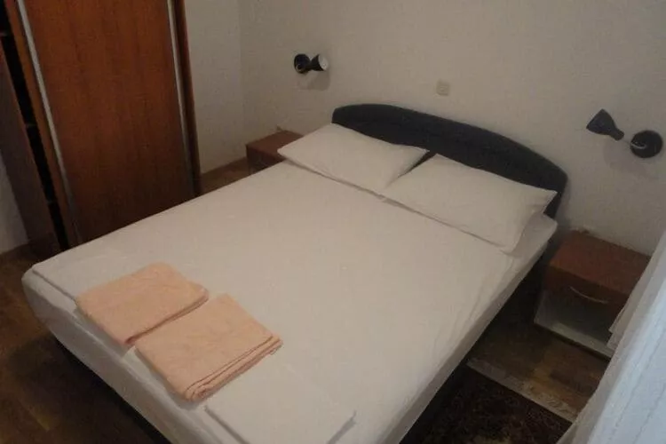 Apartments Marija Slano- Two-Bedroom Apartment with Balcony and Sea View - 2 (B)-Bedroom