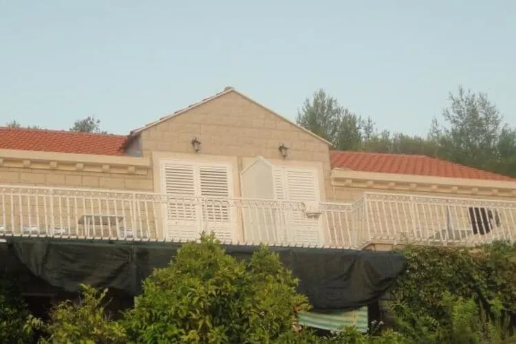Apartments Marija Slano- Two-Bedroom Apartment with Balcony and Sea View - 2 (B)-Outdoor