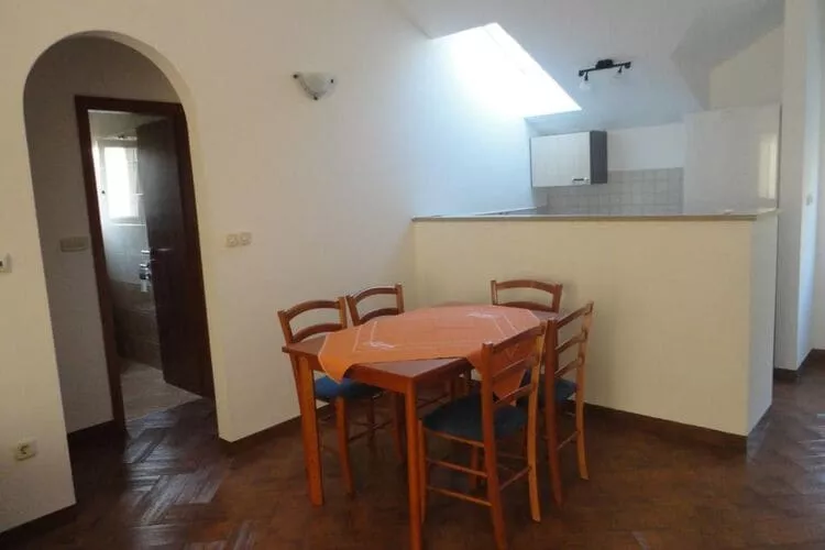 Apartments Marija Slano- Two-Bedroom Apartment with Balcony and Sea View - 1 (A)-Dining room