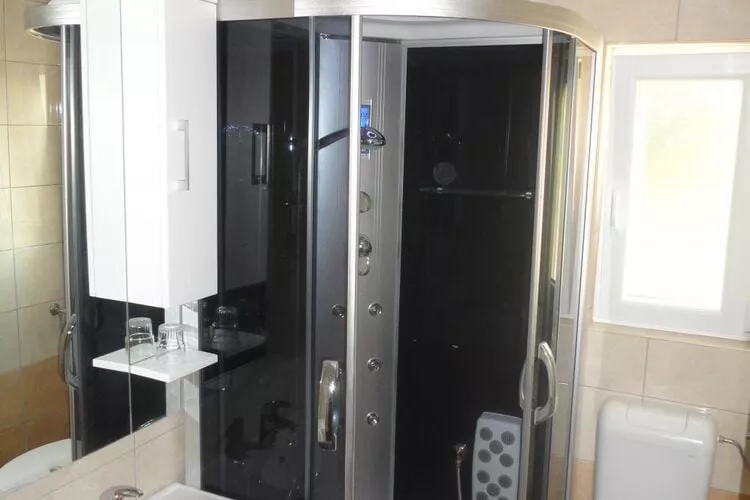 Apartments Marija Slano- Two-Bedroom Apartment with Balcony and Sea View - 1 (A)-Bathroom