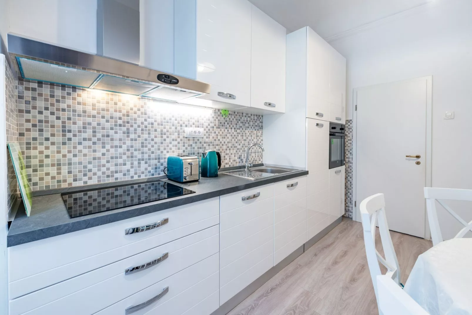 Old Town Finest - Two-Bedroom Apartment (4+2 Adults) - Lucarica 4 Street (First floor)-Cuisine