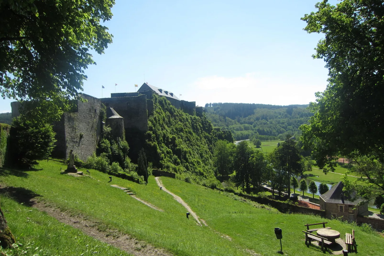 Domaine du Pichoux-Areas summer 20km