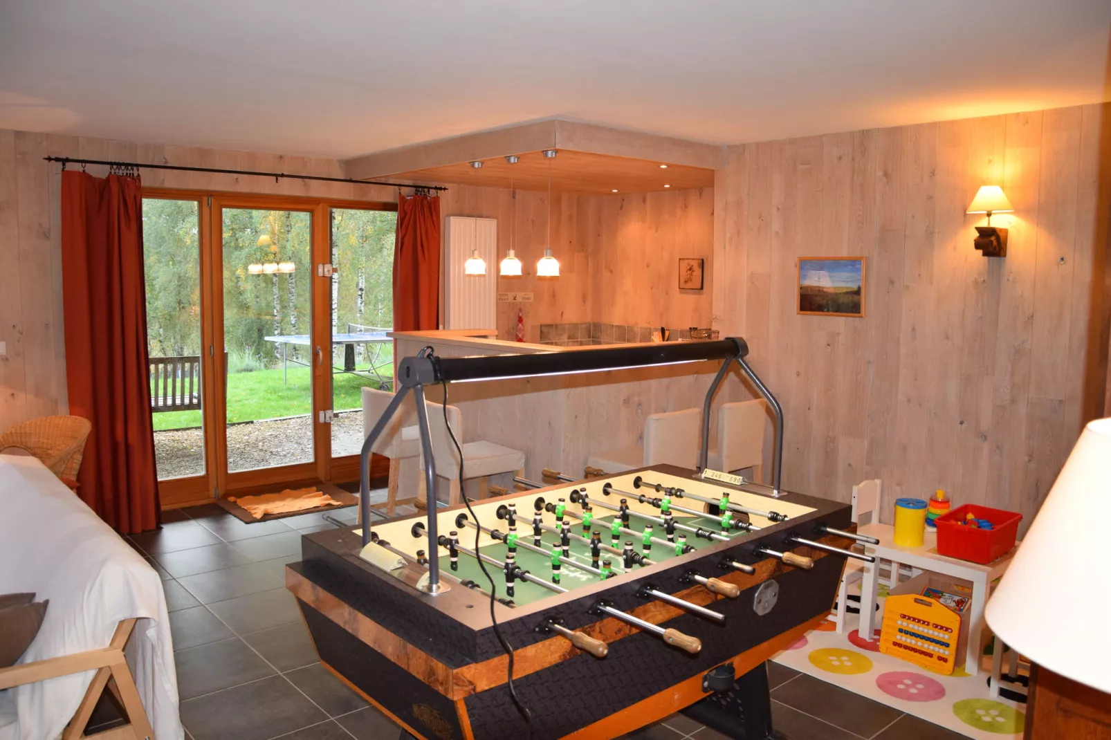 Les Vateaux-Recreation room