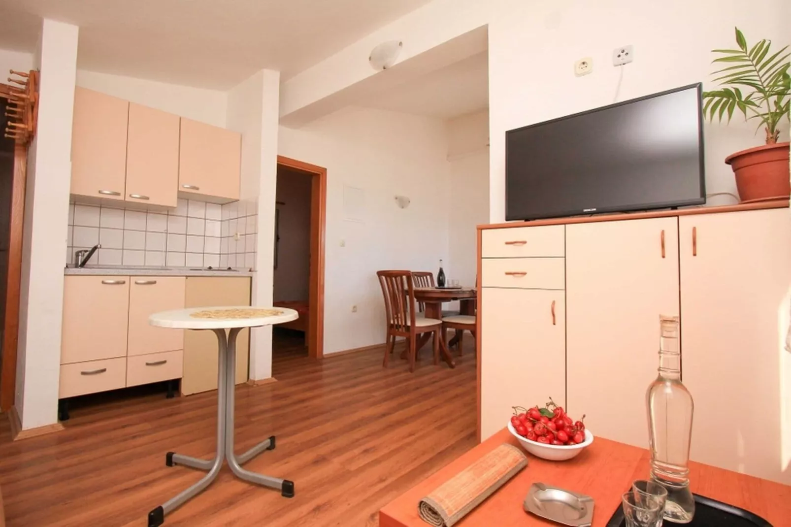 Apartments Ereš Zuronja-One-Bedroom Apartment with Sea View 2-Innen