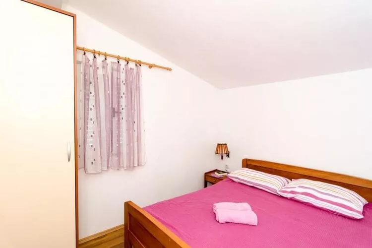 Apartments Ereš Zuronja-One-Bedroom Apartment with Sea View 1-Schlafzimmer