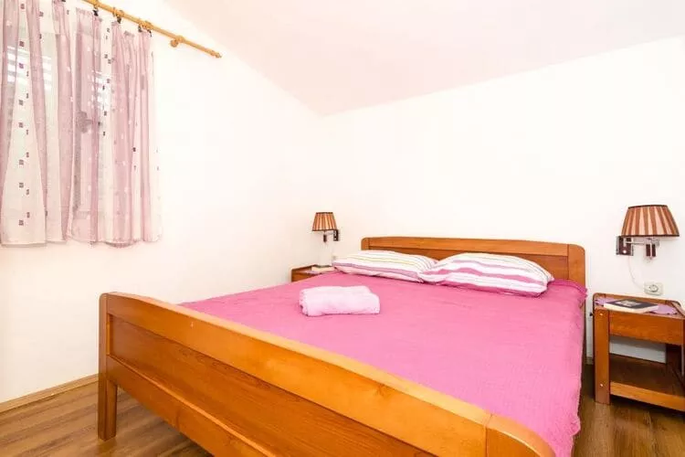 Apartments Ereš Zuronja-One-Bedroom Apartment with Sea View 1-Schlafzimmer