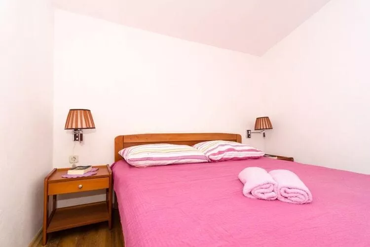 Apartments Ereš Zuronja-One-Bedroom Apartment with Sea View 1-Schlafzimmer