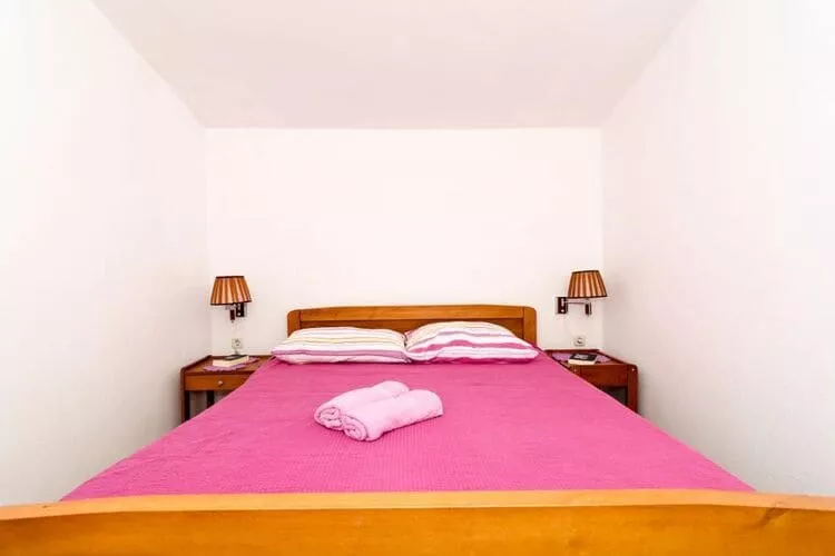 Apartments Ereš Zuronja-One-Bedroom Apartment with Sea View 1-Schlafzimmer