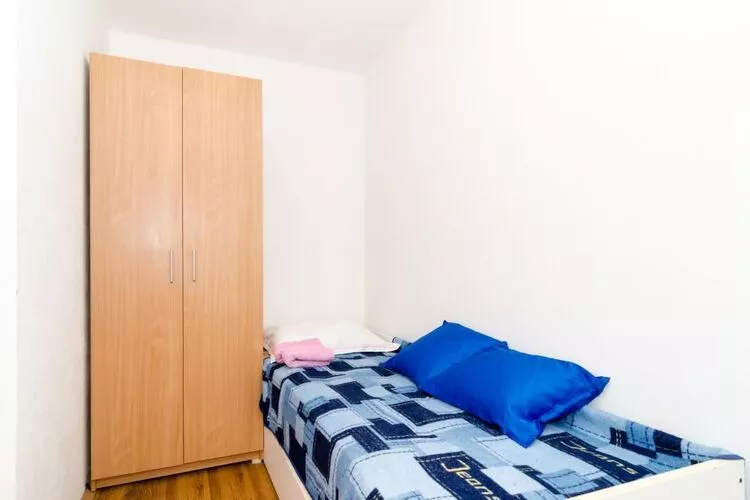 Apartments Ereš Zuronja-One-Bedroom Apartment with Sea View 3-Schlafzimmer