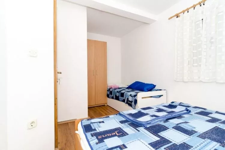 Apartments Ereš Zuronja-One-Bedroom Apartment with Sea View 3-Schlafzimmer
