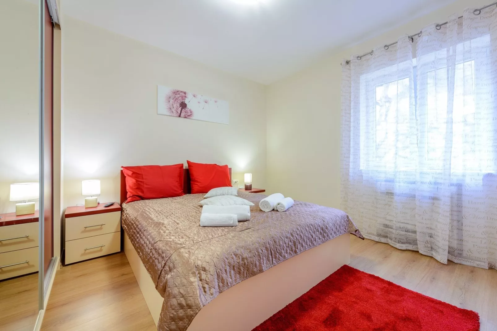 Villa Pave - Six-Bedroom Villa with Terrace and Swimming Pool-Bedroom