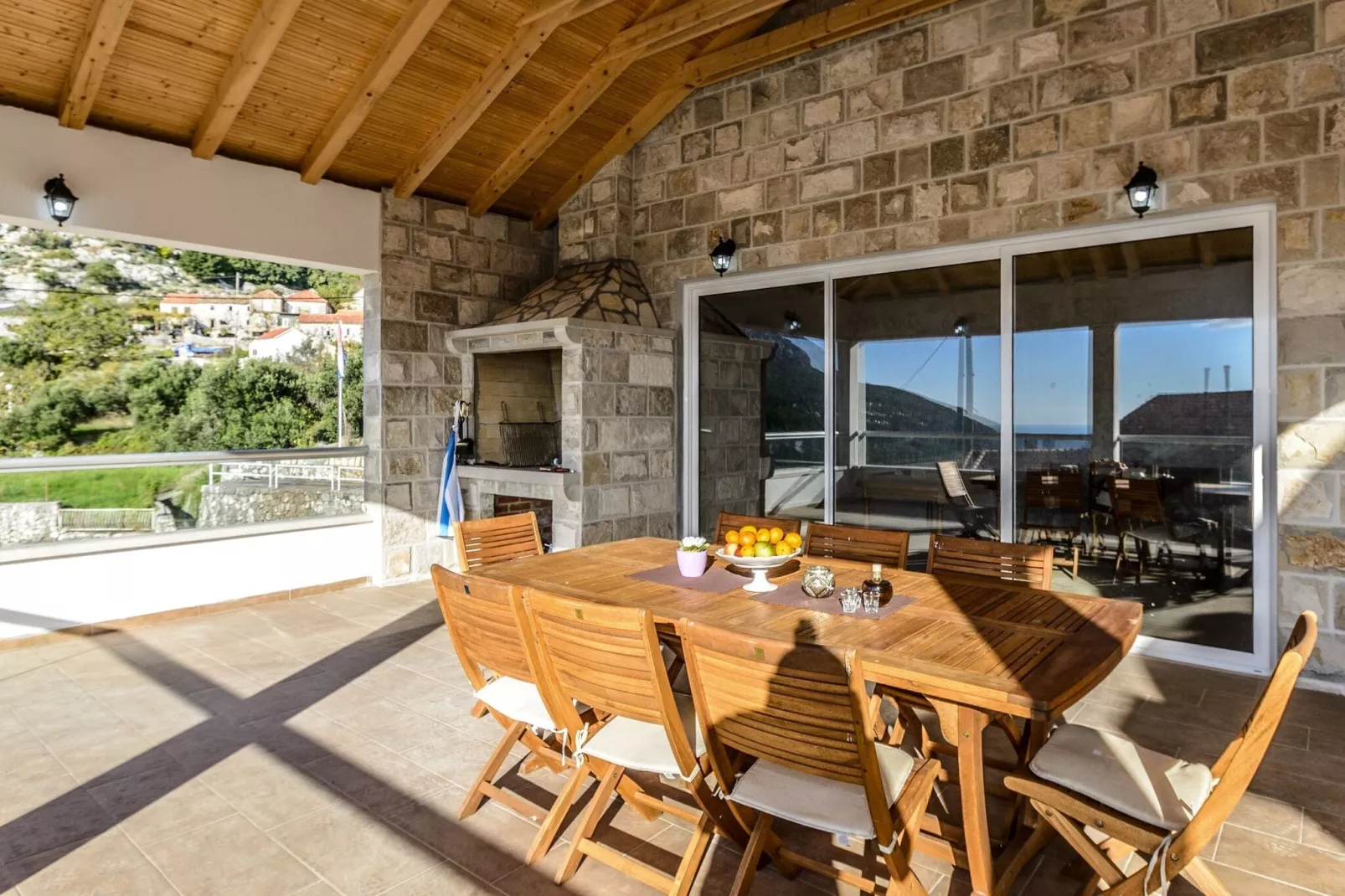 Villa Pave - Six-Bedroom Villa with Terrace and Swimming Pool-Outdoor