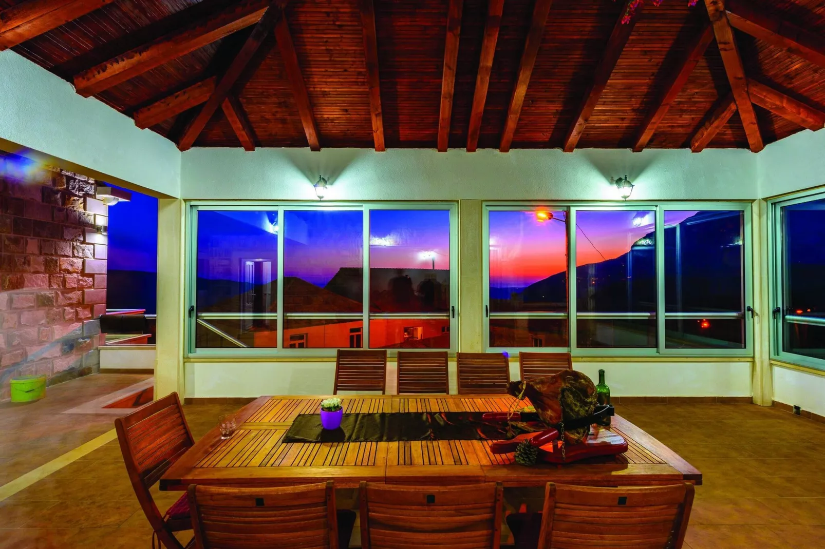 Villa Pave - Six-Bedroom Villa with Terrace and Swimming Pool-Indoor