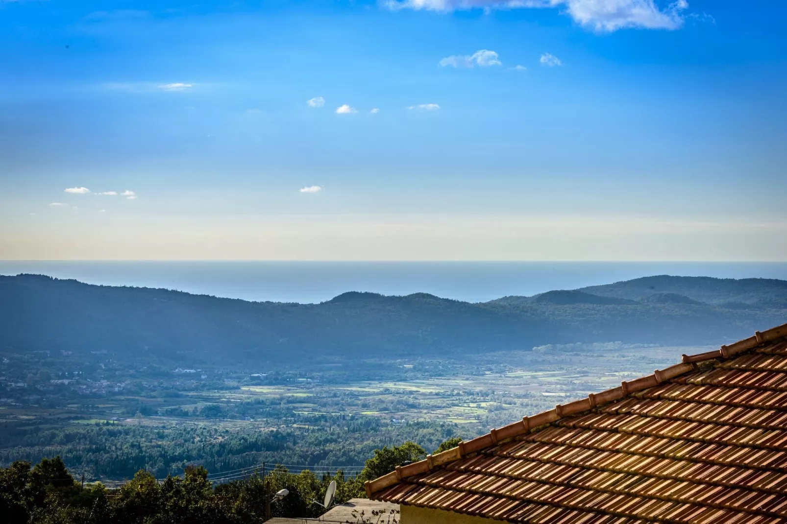 Villa Pave - Six-Bedroom Villa with Terrace and Swimming Pool-View