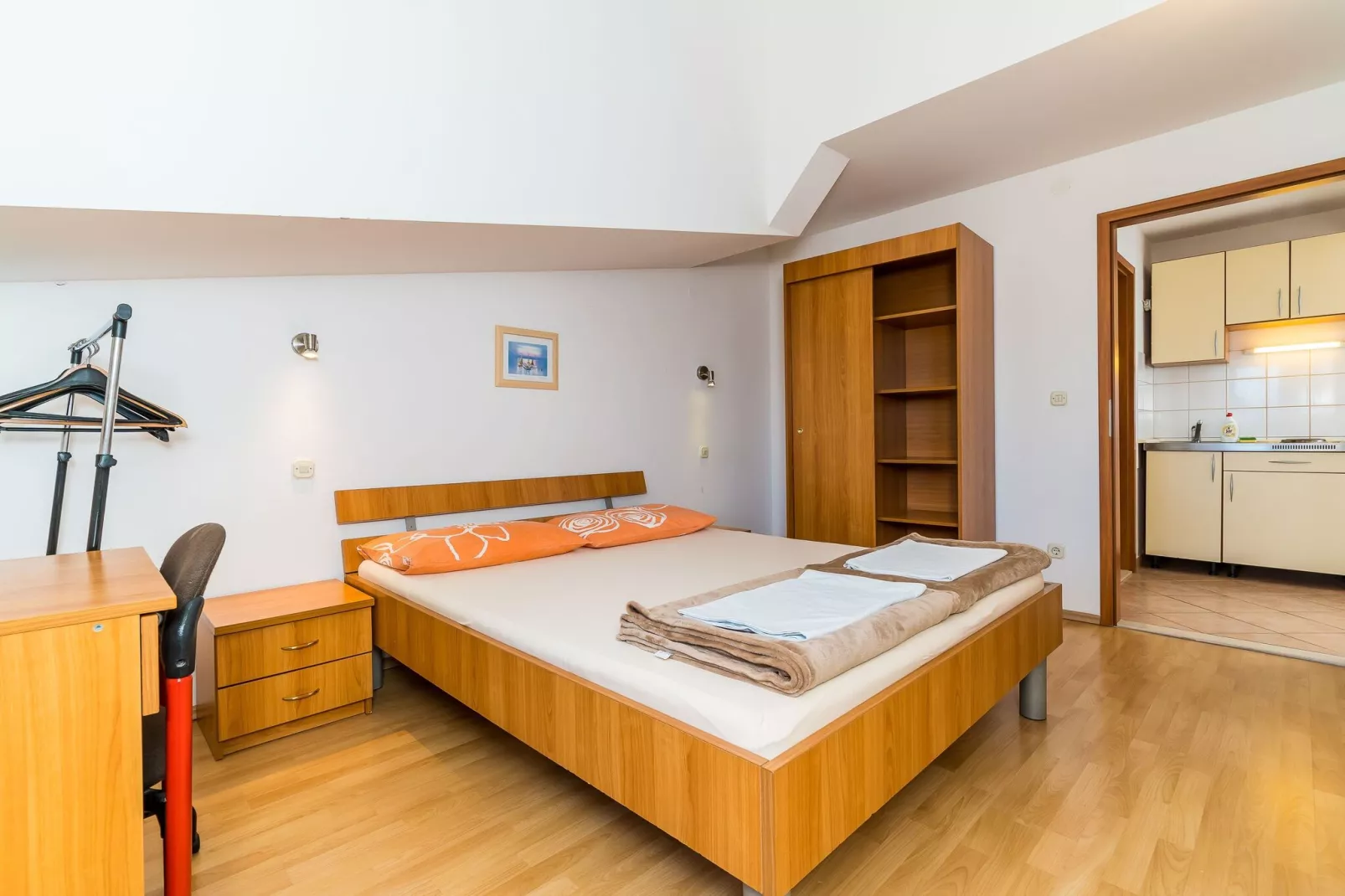 Apartments Princ Hrvoje- One-Bedroom Apartment with Balcony- 1-Chambre