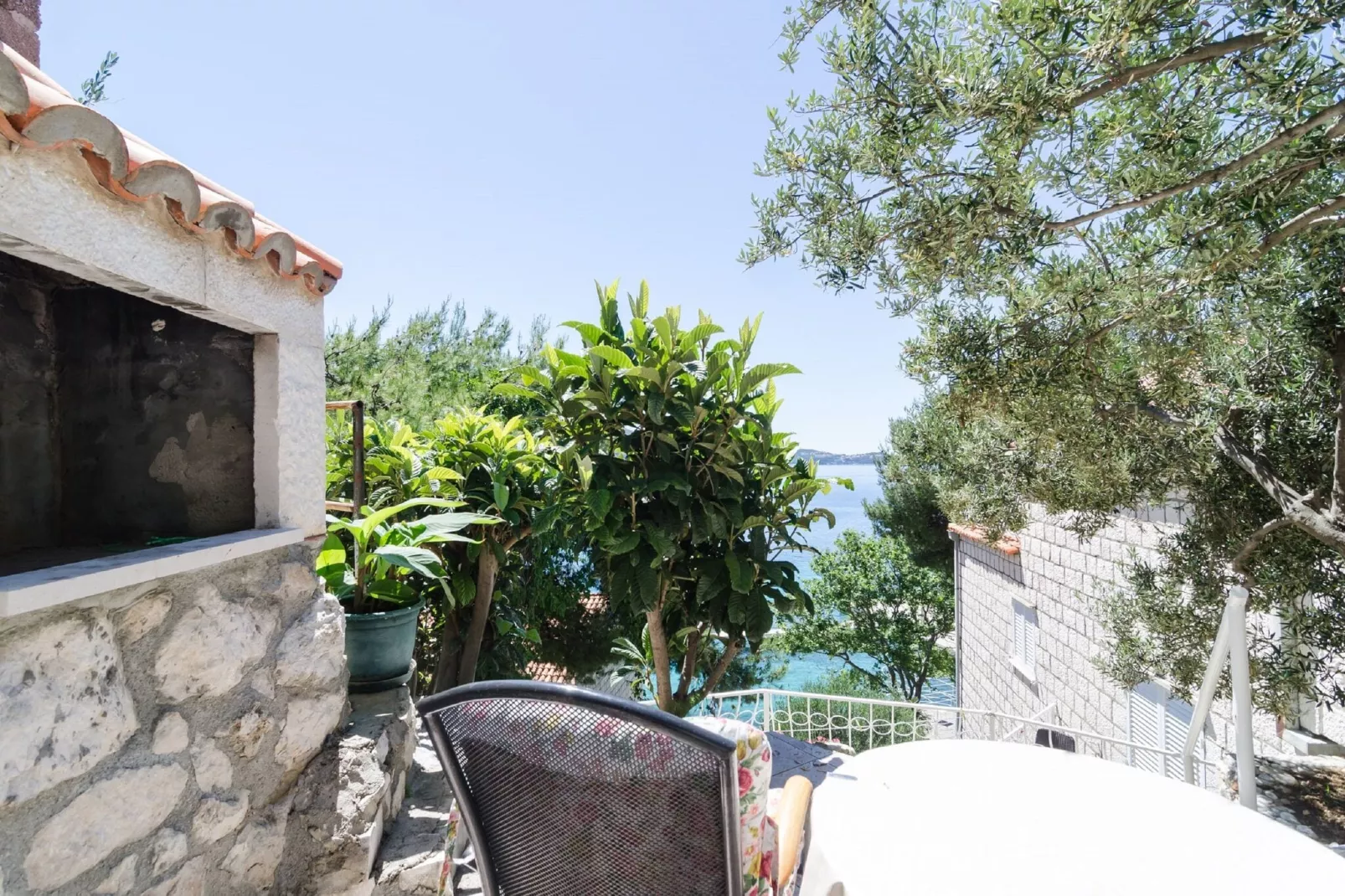Guest House Daniela - Double Room with Terrace and Sea View - SOBA 8-Terrace